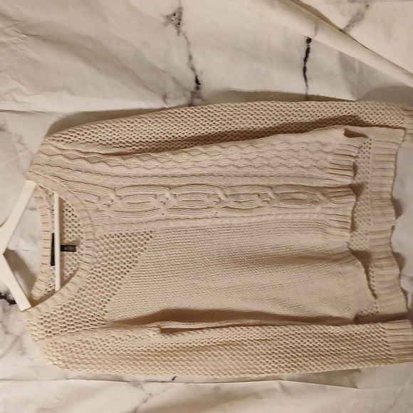 Jessica Simpson Sweaters - Jessica Simpson sweater Med